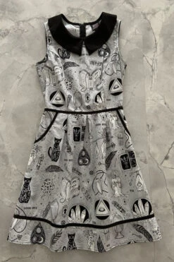 Retrolicious Collared Dress In Spells Halloween Print
